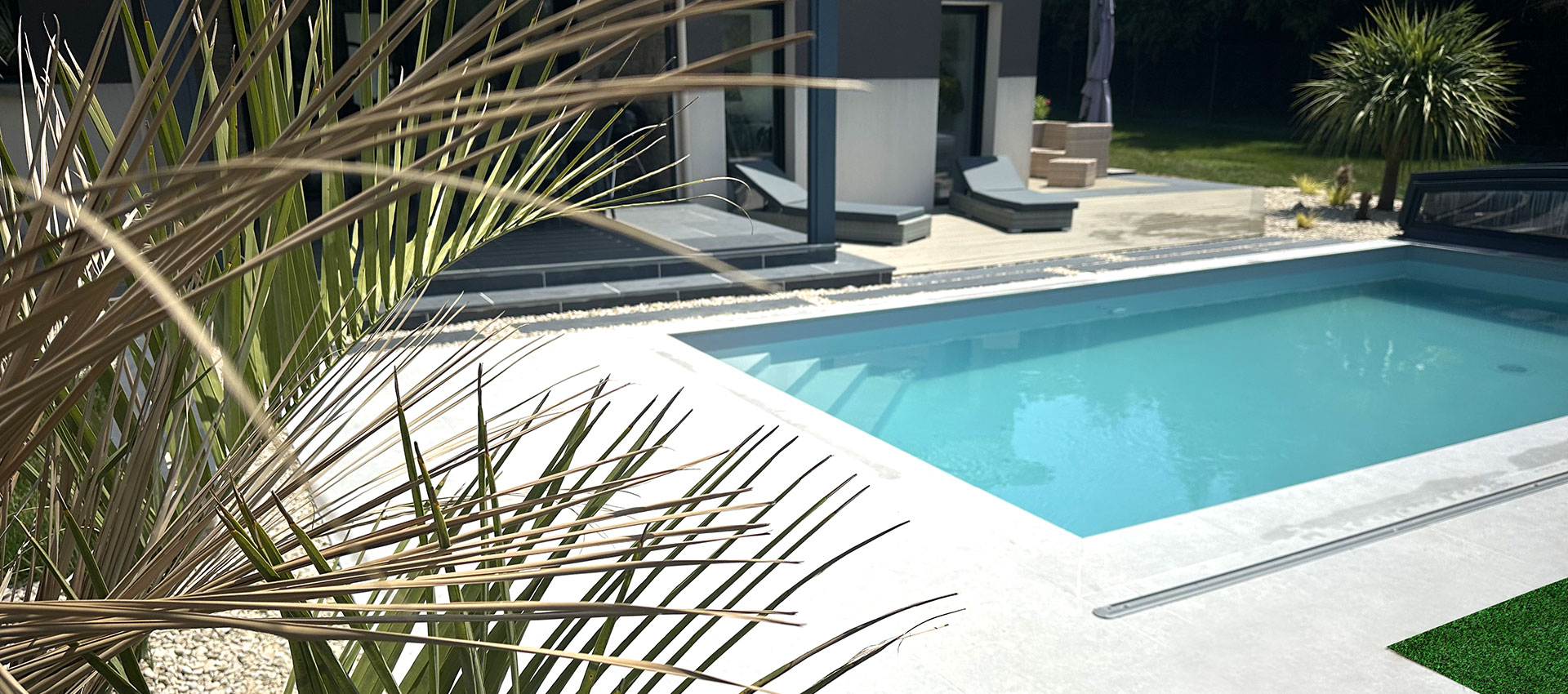 Abords de Piscine – Spa